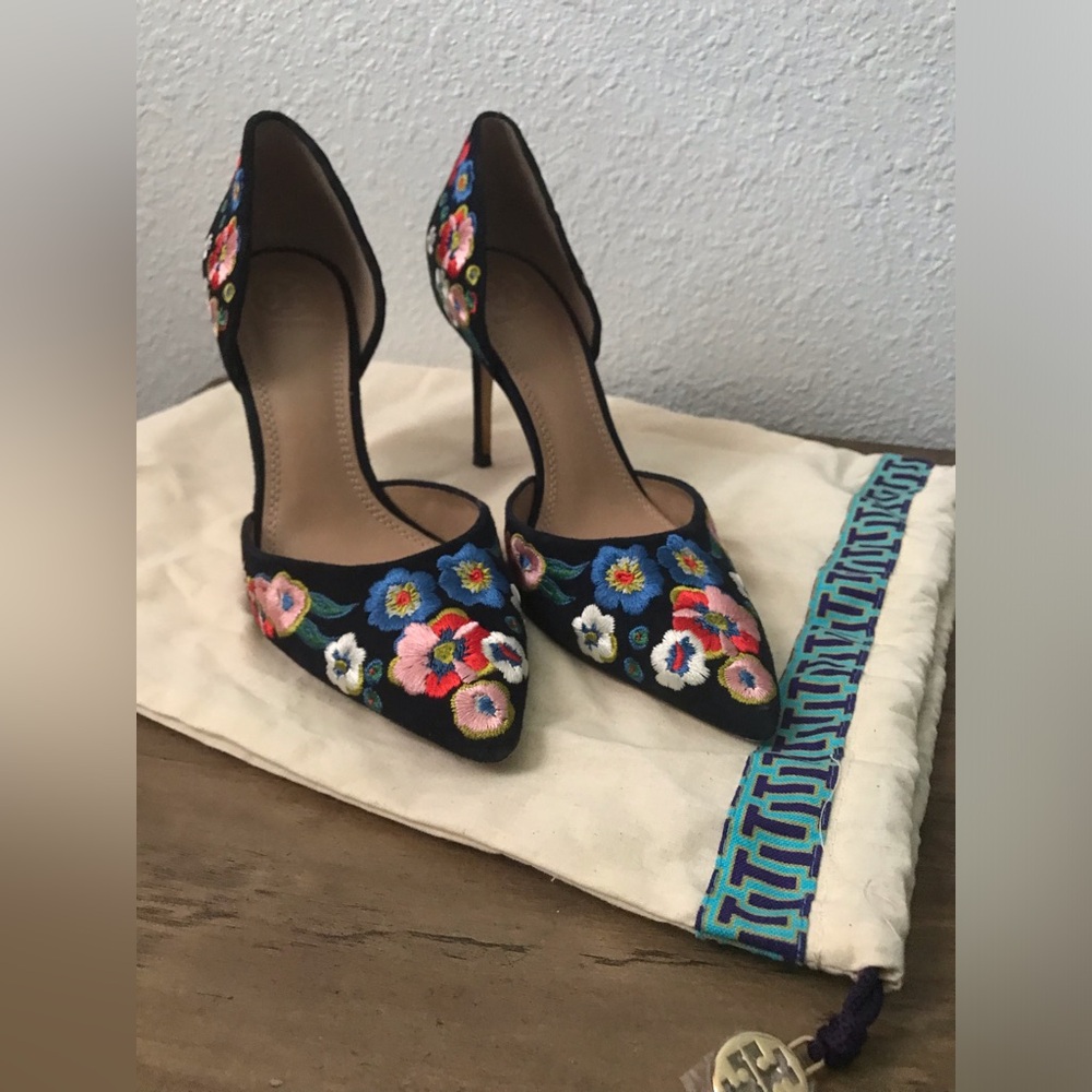 Tory Burch Embroidered Navy Floral Pointed-Toe D'Orsay Pumps 8